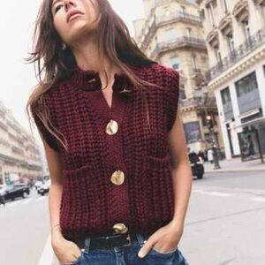 ZARA Burgundy Knit Vest – Size S (NWT)